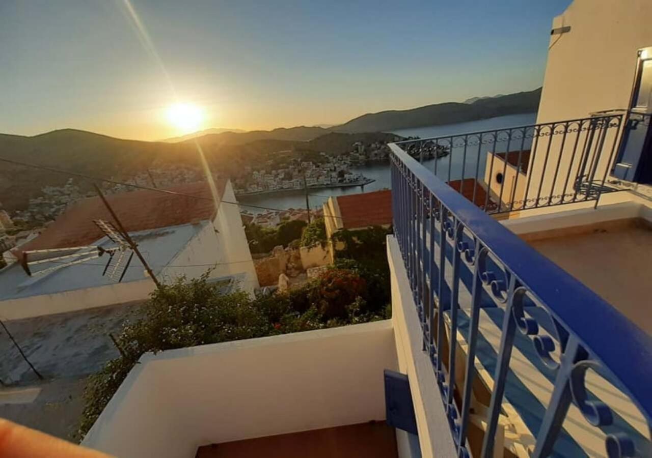 Symi Breeze Villa ภายนอก รูปภาพ