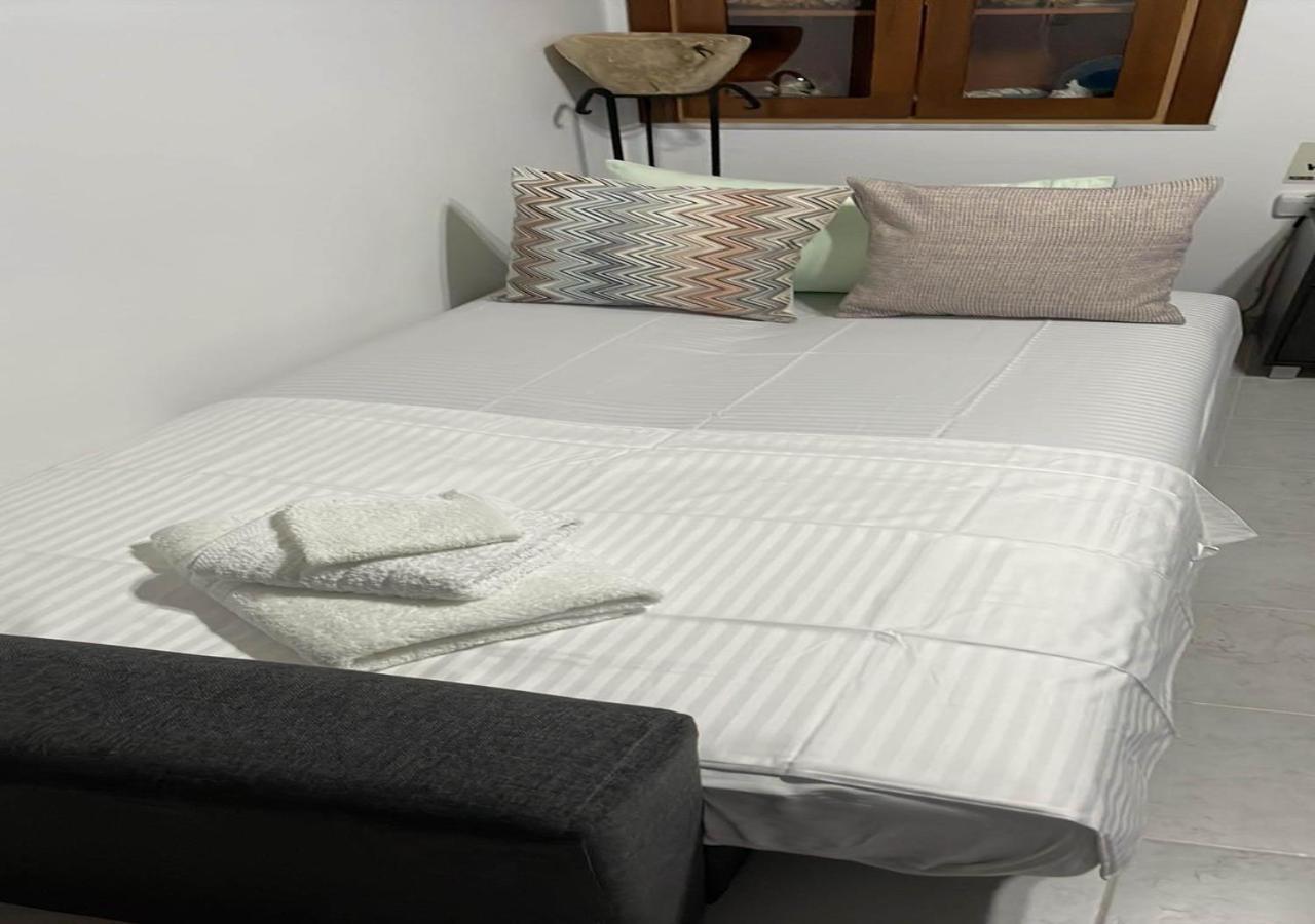 Symi Breeze Villa ภายนอก รูปภาพ
