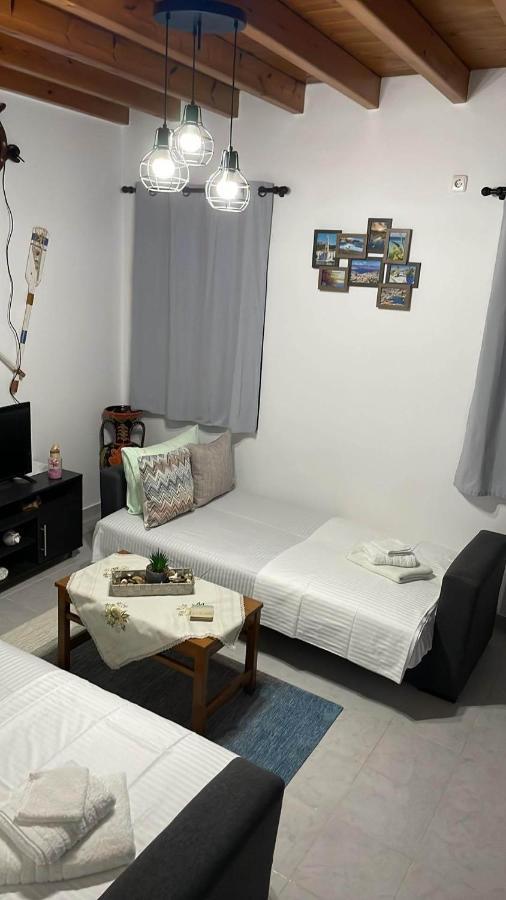 Symi Breeze Villa ภายนอก รูปภาพ