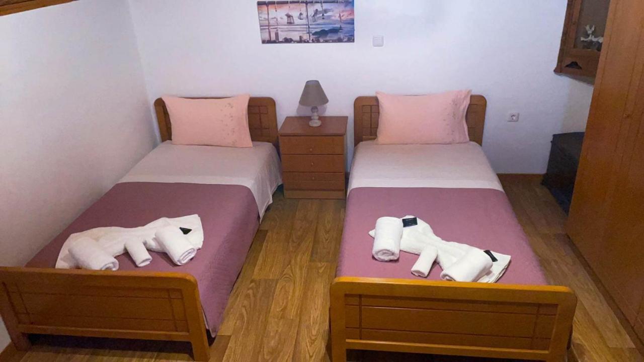 Symi Breeze Villa ภายนอก รูปภาพ